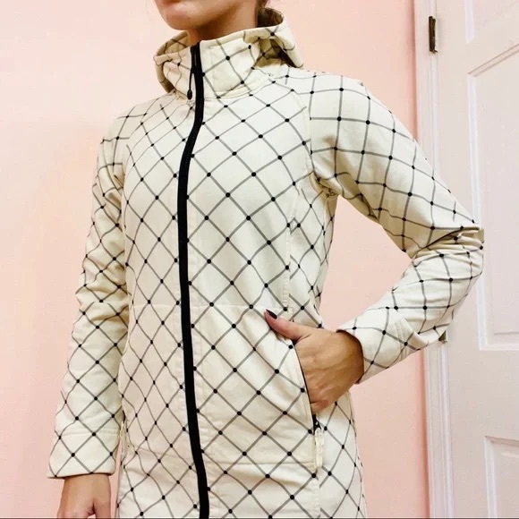 lululemon athletica Jackets & Blazers - lululemon athletica Cream Grid-Print Hooded Jacket with Black Trim